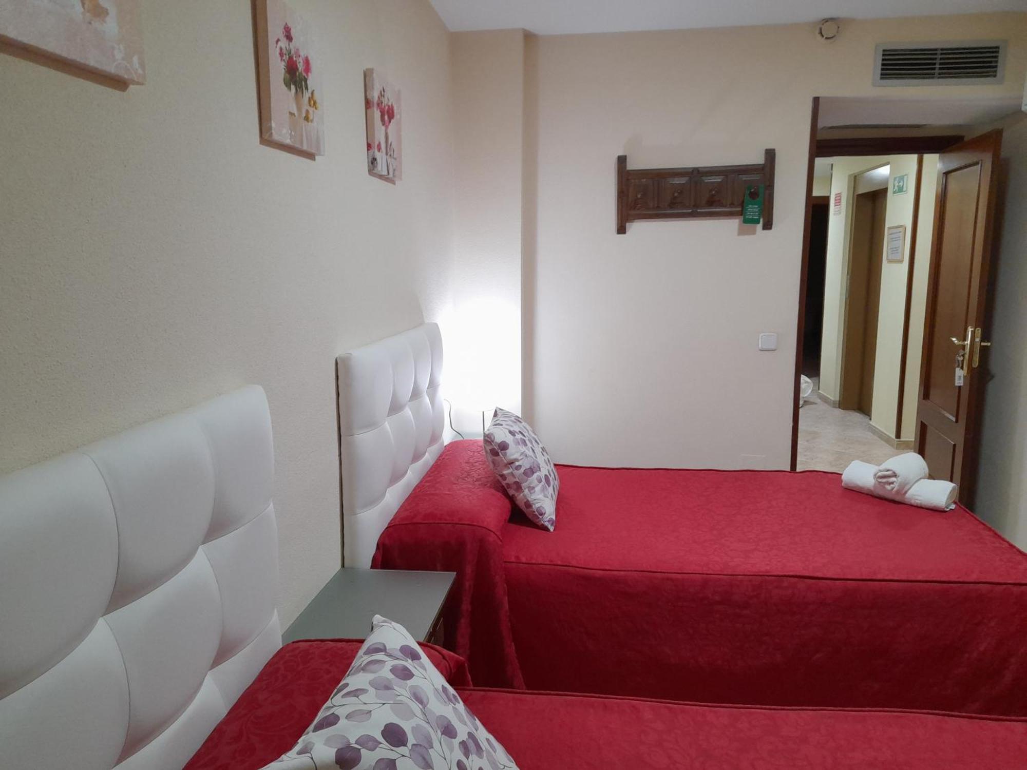Hostal San Roque Guadalajara Dış mekan fotoğraf