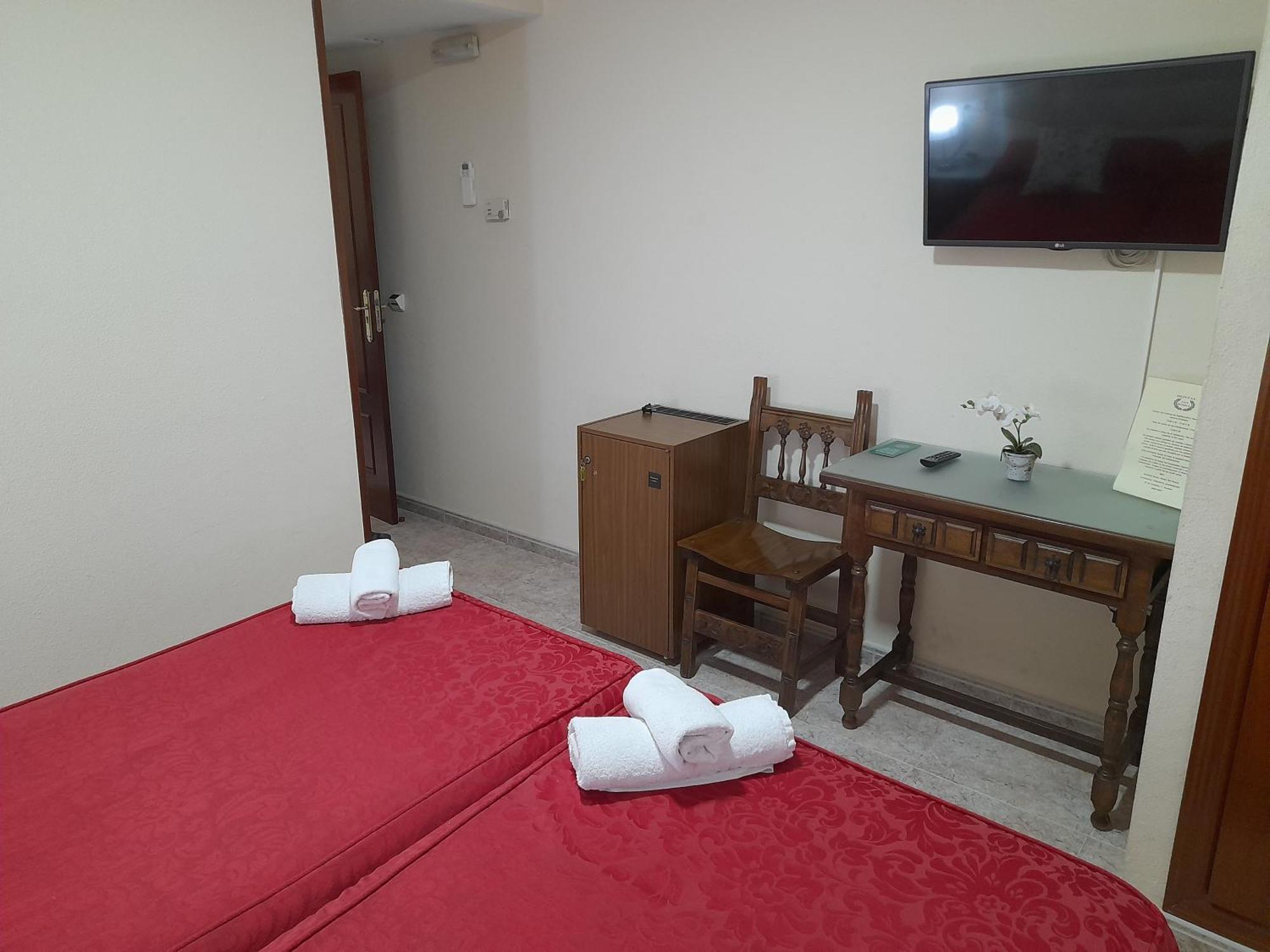 Hostal San Roque Guadalajara Dış mekan fotoğraf