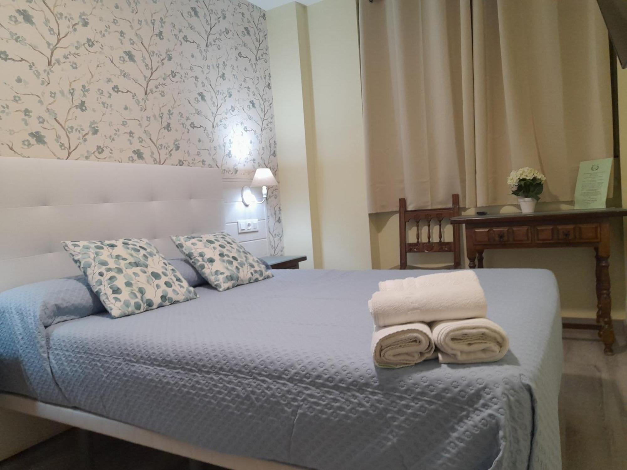 Hostal San Roque Guadalajara Dış mekan fotoğraf